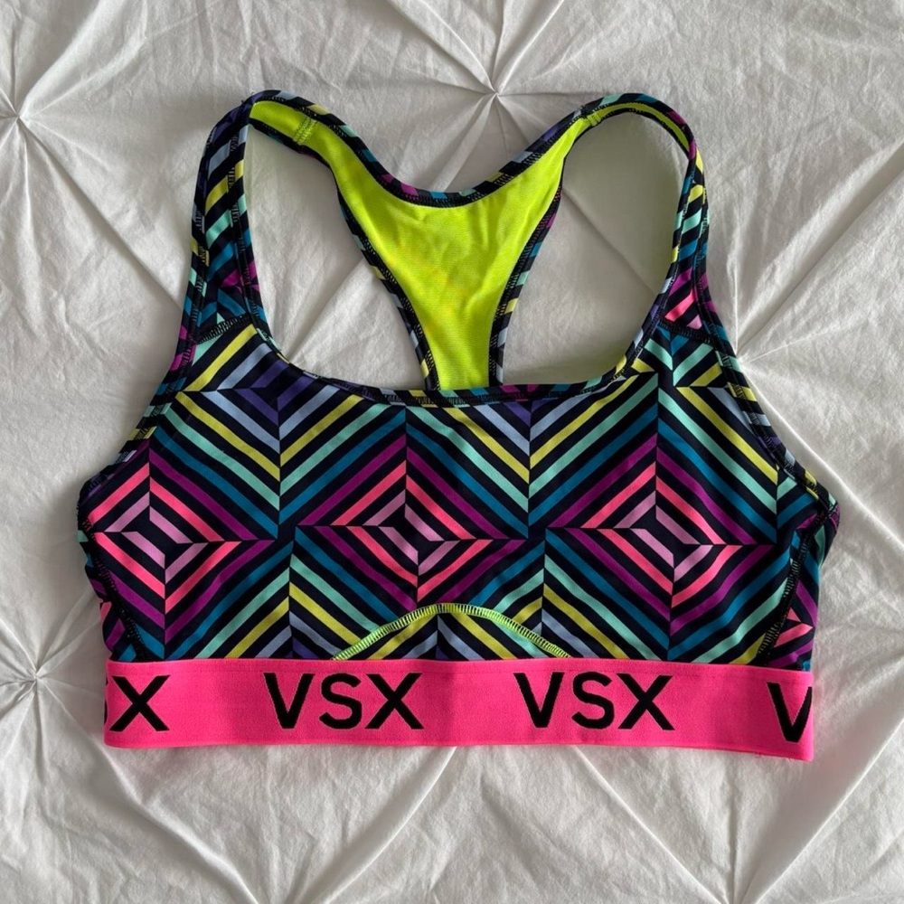 victoria's secret sport VSX geometric sports bra